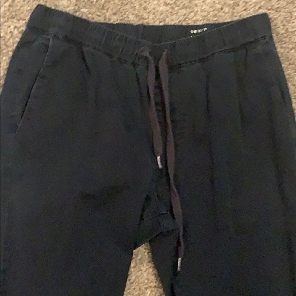 Joggers - Picture 2 of 7